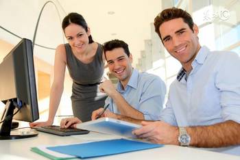 創業十字路口 轉讓公司是放棄夢想，還是開啟新篇章？